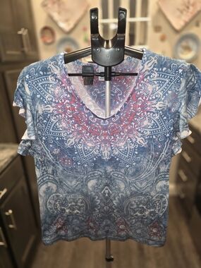 Time and Tru Blue Paisley V-Neck Top with Pink Accents